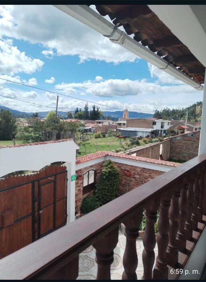 Hospedaje El Mirador Iza Esterno foto