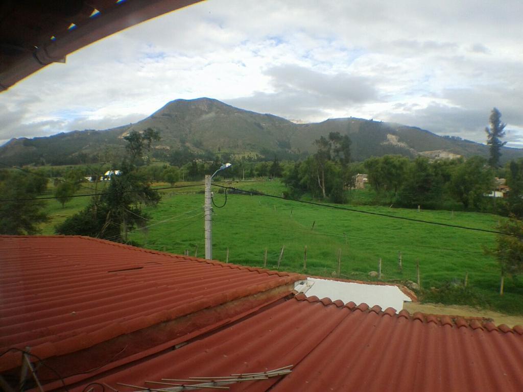 Hospedaje El Mirador Iza Esterno foto